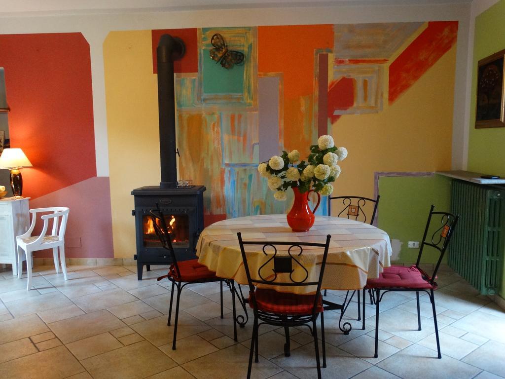 Agriturismo Casa De Colores Moretta Εξωτερικό φωτογραφία